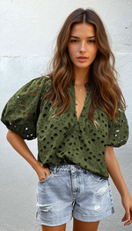 Poet’s Blouse