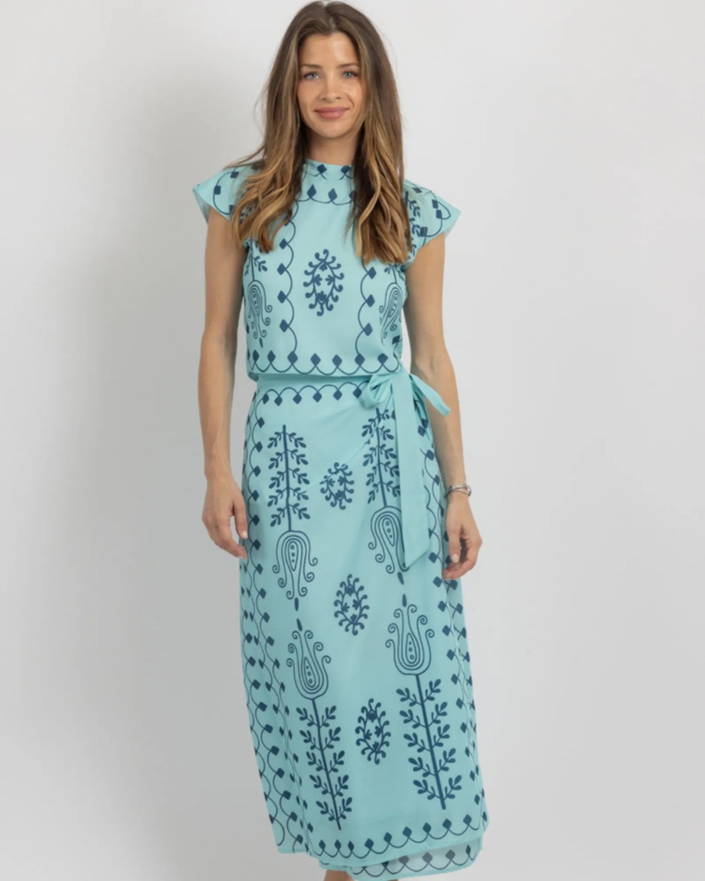 Riviera Sale and Sample Large