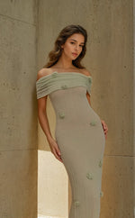 Pretty day dress
