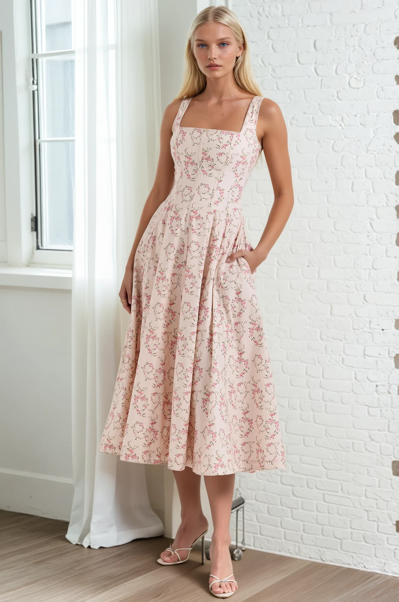 Jolie Dress